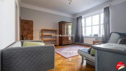 Mogilska 2 pokoje z oddzielną kuchnią