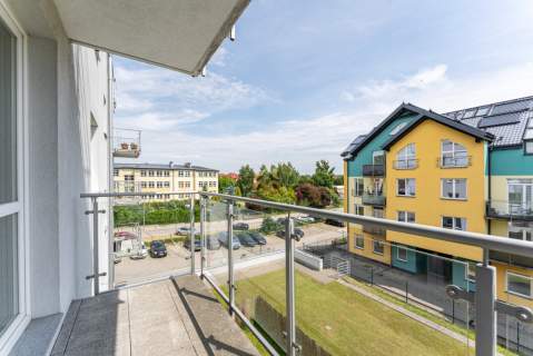 przestronny salon/nowe budownictwo/miejsce w hali