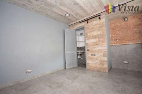 Lokal użytkowy 12 m po remoncie, parter kamienicy
