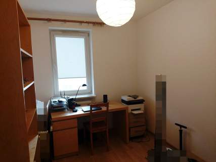 Trzypokojowe mieszkanie z dużym balkonem