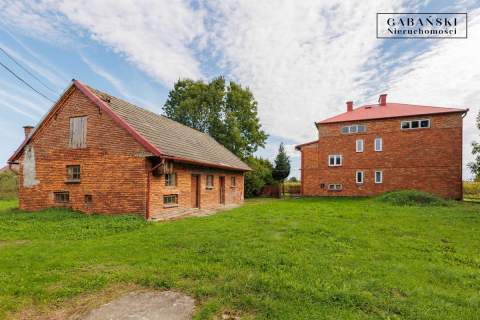 Dom z dużą działką i bud. gospodarczymi - Zabawa