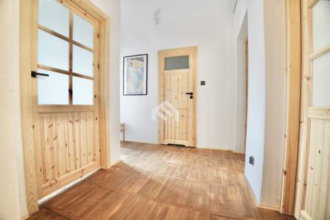 Wyjątkowe 3 pokoje w budynku z cegły Loggia