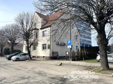 BUDYNEK BIUROWY W ŚRÓDMIEŚCIU GORZOWA WLKP.