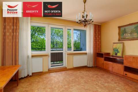 Metro Wilanowska, 4 pokoje, dwustronne, do remontu