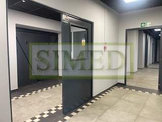 Recepcja,wys ok4m,duże okna,parking,windy towarowe
