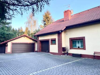 Dom wolnostojący 198m z garażem dwustanowiskowym