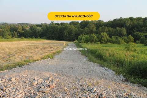 Rezydencyjna działka budowlana w Libertowie.