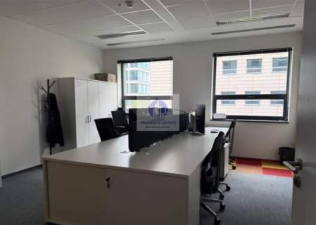 Włochy lokal biurowy 640 m2 do podnajmu