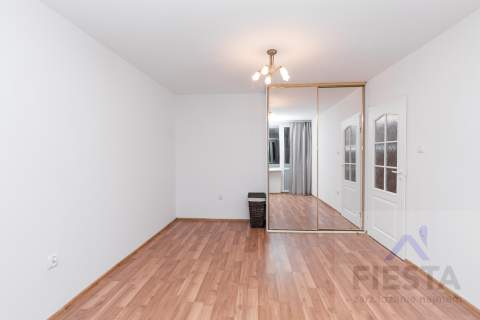 2 pokoje 37m2 na Woli