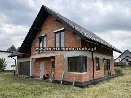 Nowy dom o bardzo funkcjonalnym układzie 207 m2