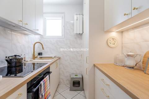 2 pokoje / 32 m / Balkon/AGH/ Idealne pod wynajem