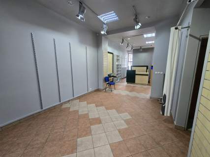 Lokal na wynajem 63 m, centrum miasta ul. Rynek