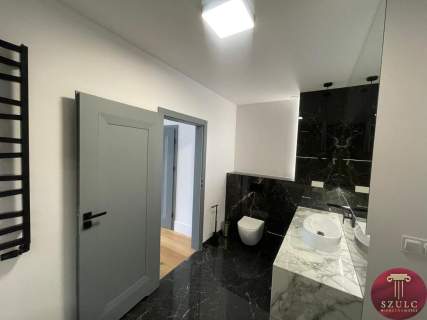 Na wynajem luksusowy apartament w centrum.