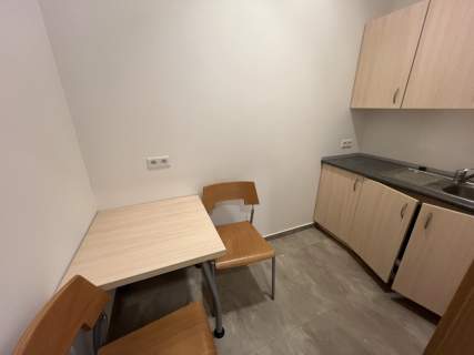 Do wynajęcia lokal na parterze przy Krakowskiej