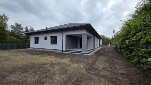 Dom wolnostojący Bezpośrednio, Okuniew