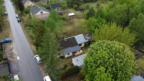Działka 1200 m i budynki