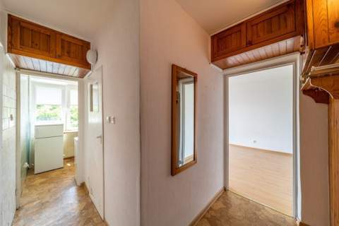 Urzędnicza 10, Bałuty, 2 pokoje z balkonem