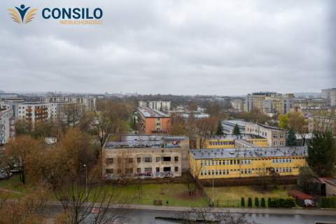 Dobrze skomunikowane z widokiem na miasto GARAŻ