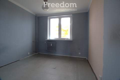 60 m2 2 piętro do remontu