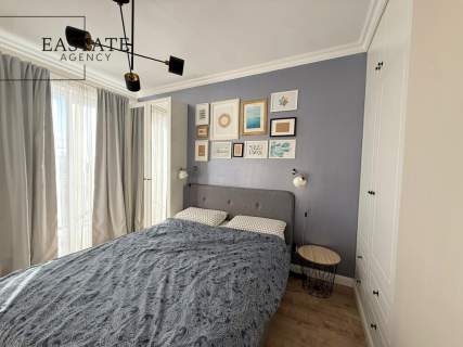 wysoki standard/balkon/garaż podwójny w cenie