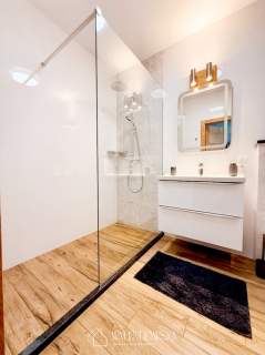 nowoczesny apartament dwupoziomowy