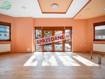Dom apartamentowy w Darłowie z funkcją usługową na