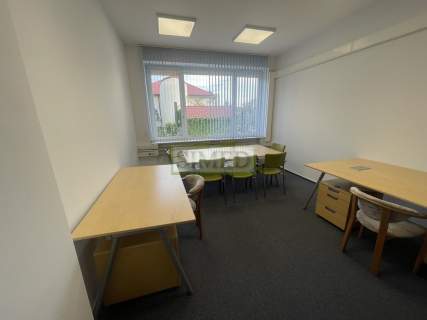 Wysoki standard,recepcja,dostęp24h,parking,ochrona