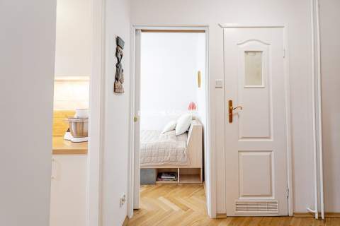 2 pokoje / 32 m / Balkon/AGH/ Idealne pod wynajem