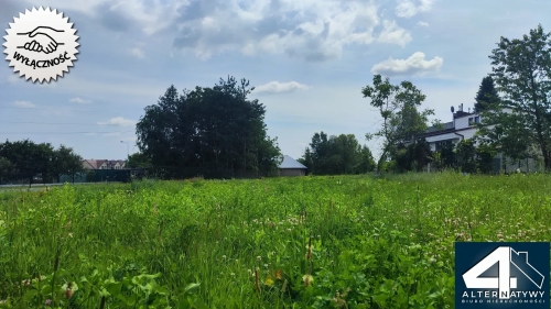 Na sprzedaż działka w bardzo dobrej lokalizacji.