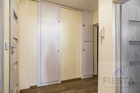 Śródmieście/2 pokoje/przestronne/balkon/SKM