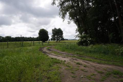 DZIAŁKA Z WARUNKAMI ZABUDOWY BUDZISZEWKO