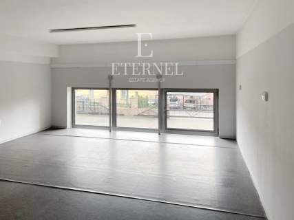 Przestronna siedziba firmy 350 m2 blisko centrum