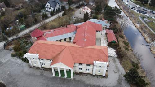Pałac Łazienkowski centrum Staszowa
