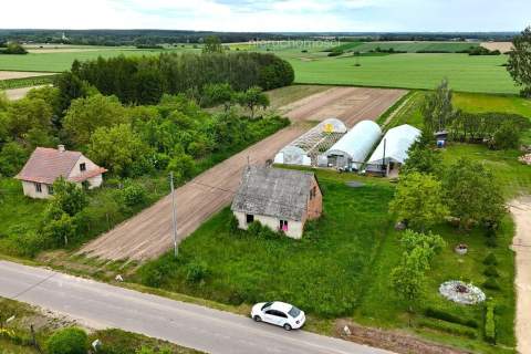 Dom 65 m2 do remontu na działce 889 m2