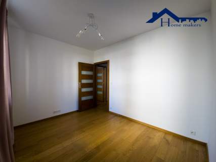 68 m 3 Pokoje Balkon 11,5 m Garaż