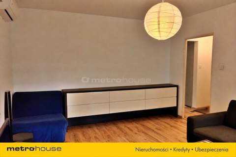 Parter, duży balkon i świetna lokalizacja