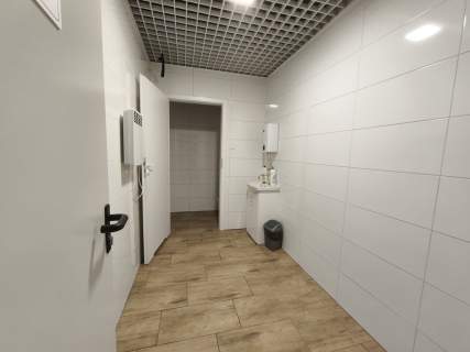Centrum Logistyczne 8000 mkw 23 Doki A1 Łódź