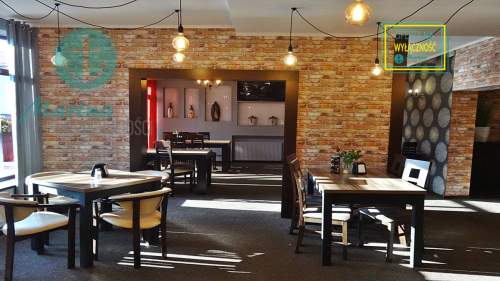 Wyposażona restauracja nad morzem