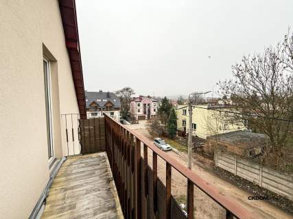 3 pokoje mieszkanie 77m plus garaż Baranówek