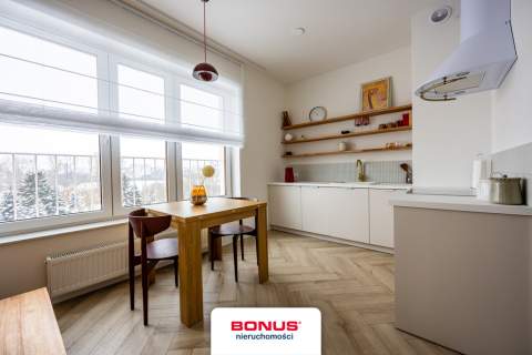 Kawalerka w Apartamentowcu Stan Idealny