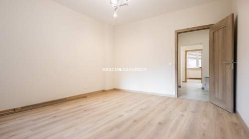 Salwator, 3 pokoje, umeblowane, po remoncie