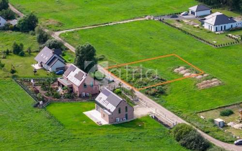 Działka z warunkami zabudowy o powierzchni 1051 m2