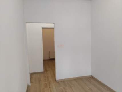 Przestronne mieszkanie Do zamieszkania lub prowadzenia biznesu