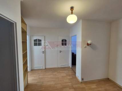 Zadbane 3-pok mieszkanie w centrum, z parkingiem