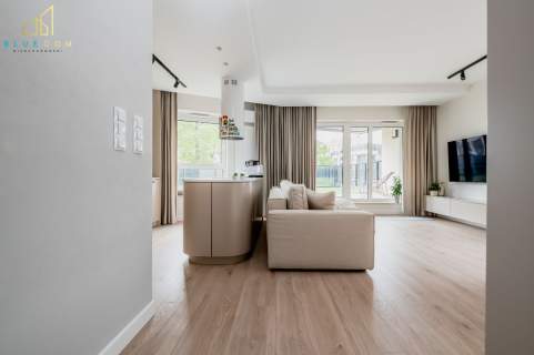 Luksusowy apartament z prywatnym ogrodem w prestiż