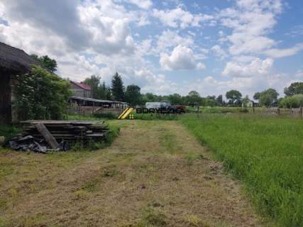Klimatyczny dom - Trzebica gmina Pacanów 