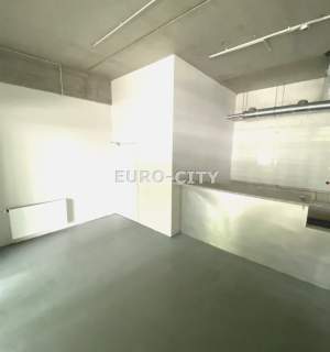 Lokal komercyjny ks. Witolda 93m2