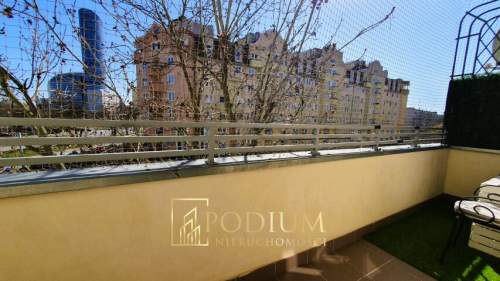 Gustowny apartament / balkon / widok na Sky Tower