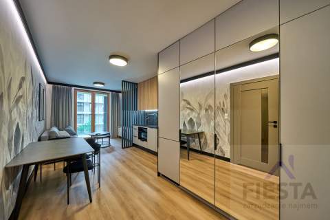 Kawalerka w apartamentowcu Rezydencja Ogród Saski