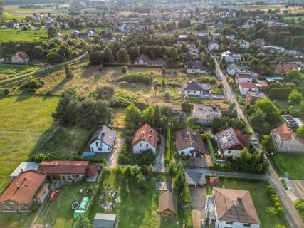 Spokojna zielona okolica, dobra komunikacja